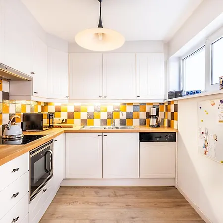 別荘 Near Belgian Coast With Sea Views, Cleaning Included *