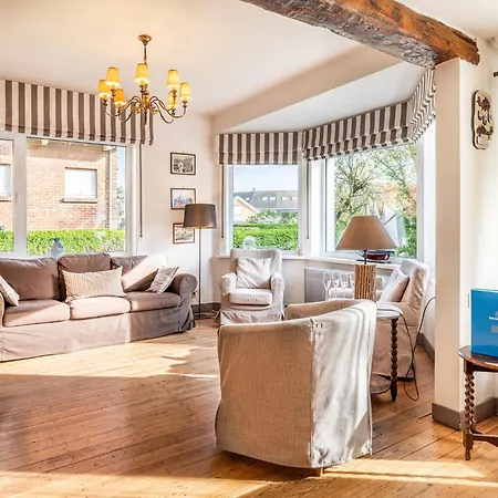 別荘 Near Belgian Coast With Sea Views, Cleaning Included コクセッド